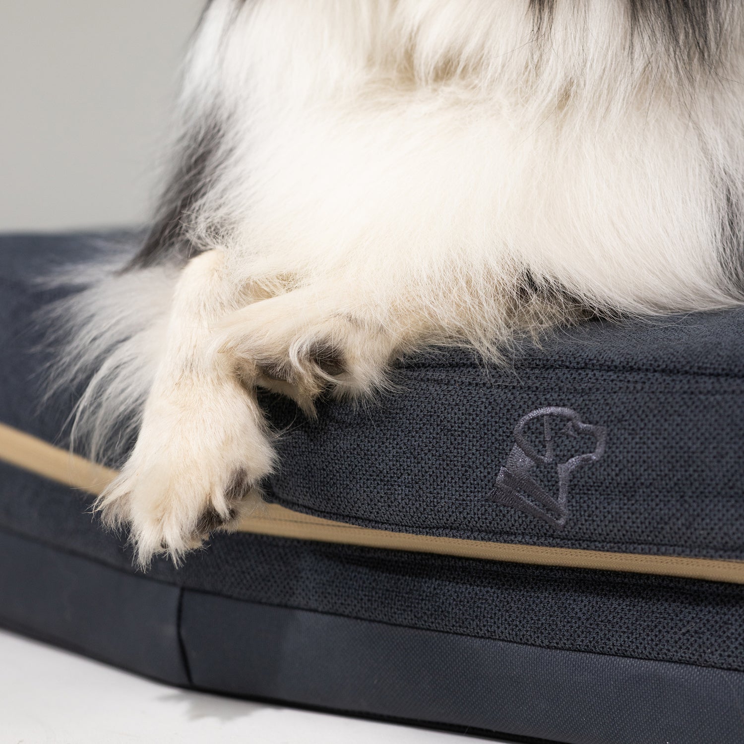 HOMESTEAD DOG BED Harbor Blue
