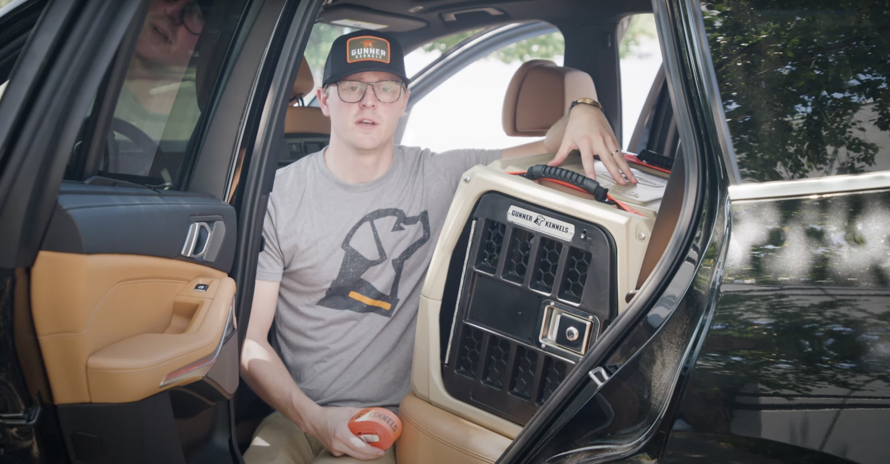 Gunner How-To: How to Secure Your Crate to the Back Seat