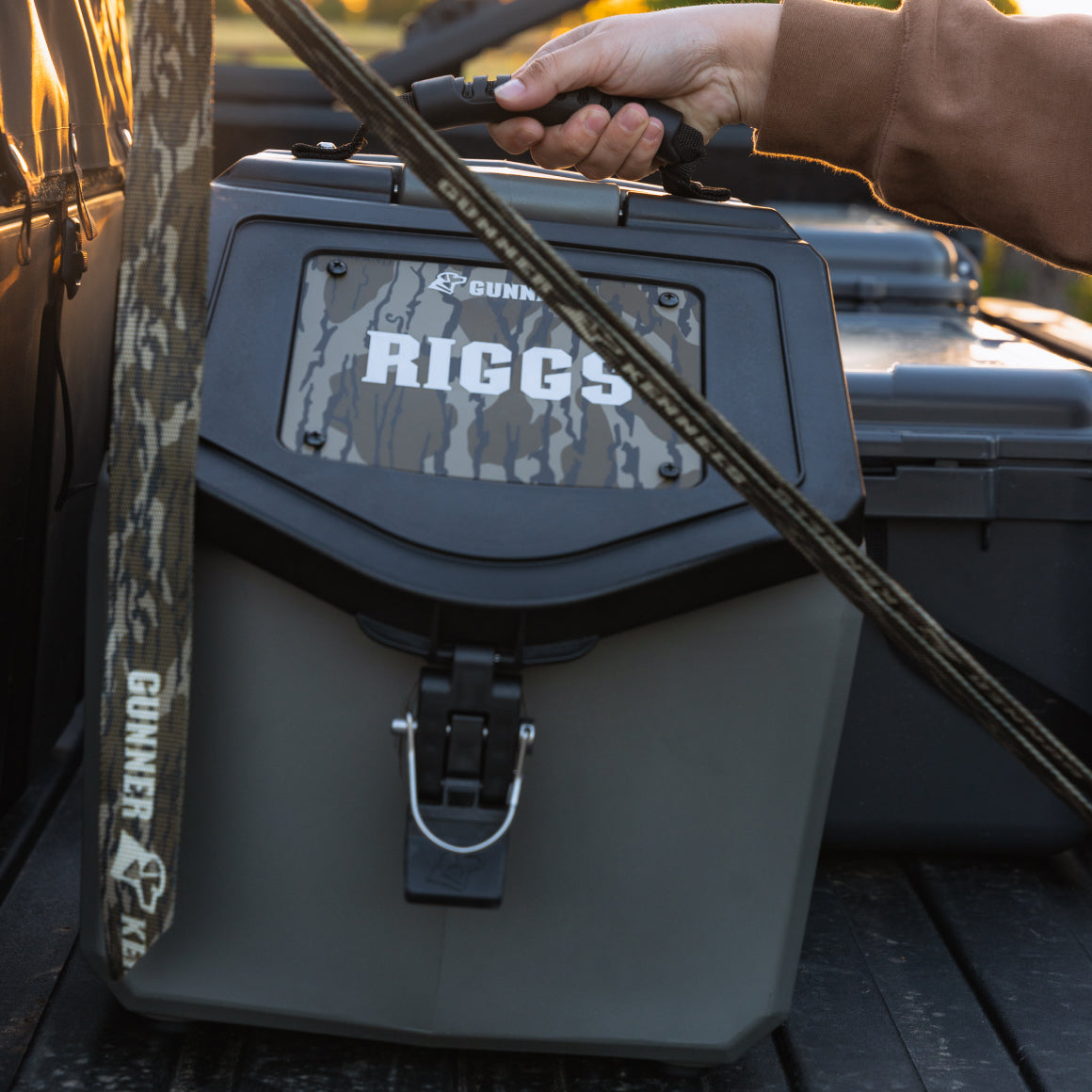 GUNNER FOOD CRATE - GUNMETAL