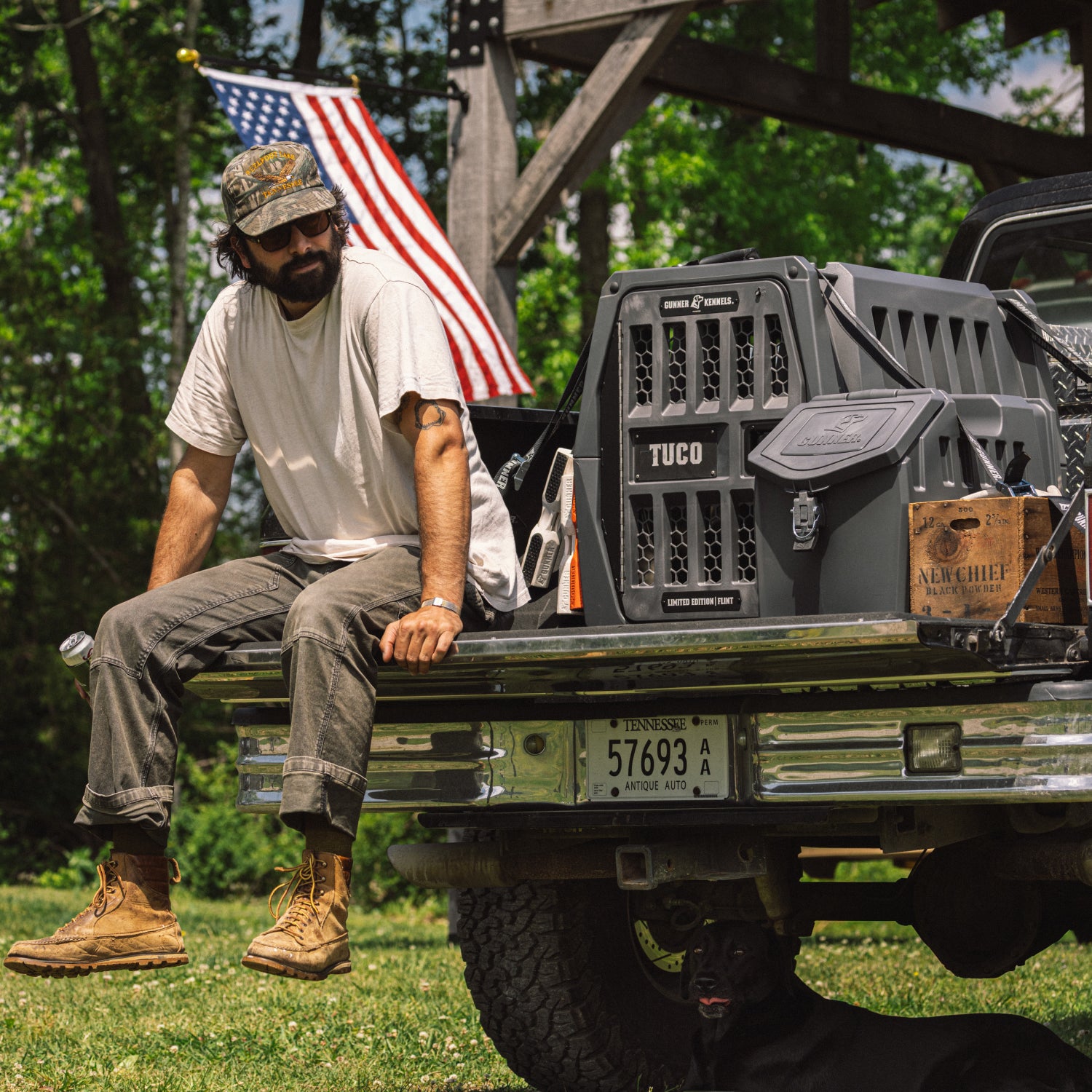 DICH HENDERSON GATHER LS 69 ダークグレー GUNNER Dog Crate | Crash Tested Travel | GUNNER Kennels