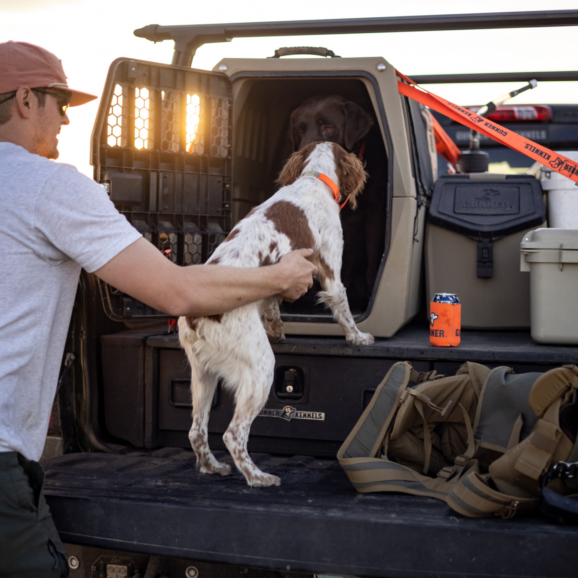 GUNNER FOOD CRATE - TAN