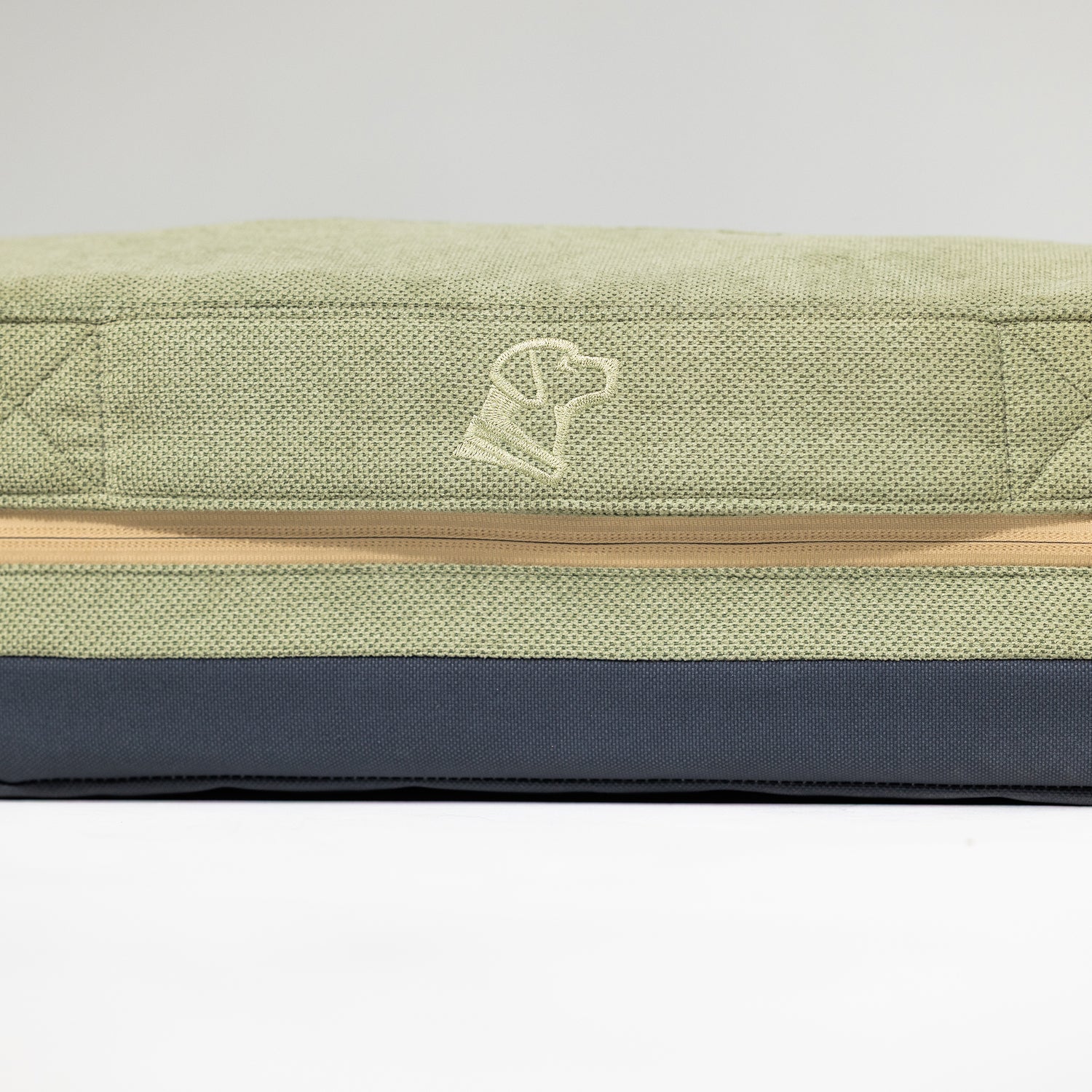 HOMESTEAD DOG BED Treeline Green