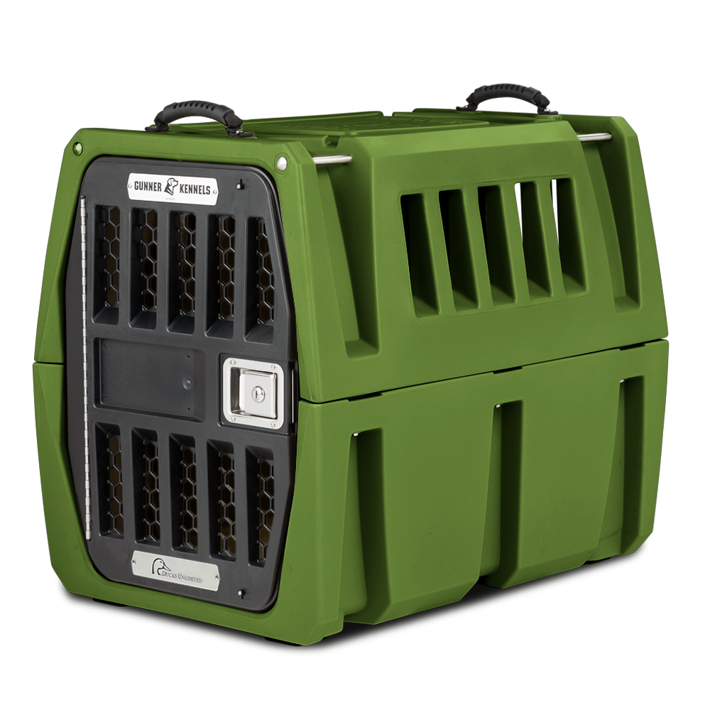 Dog box for top back of truck